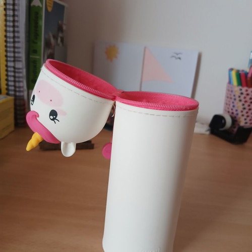 Legami silicone unicorn pencil case like new