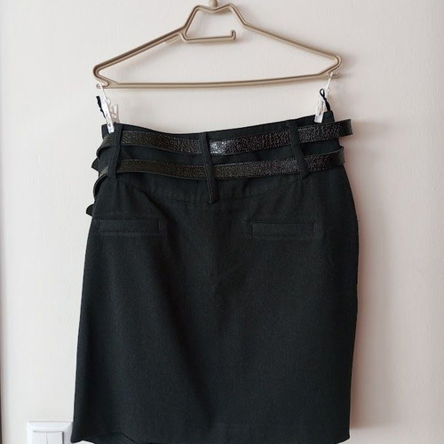 Gray skirt with double belt and tulip design with gift blouse like new