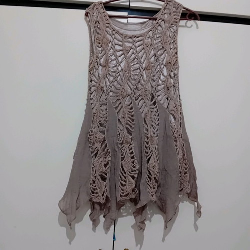 Catwalk long asymmetrical blouse like new with satin and knitted lace