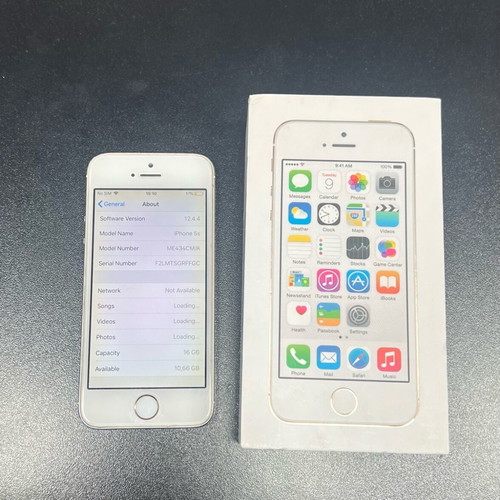 iPhone 5s gold 16GB used with box and screen protector