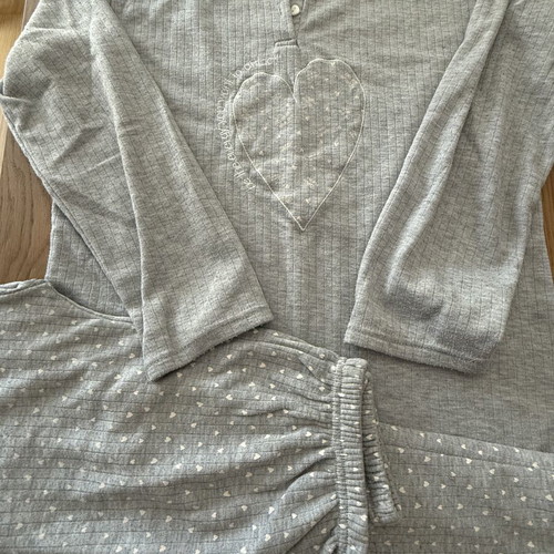 Women's grey pajamas