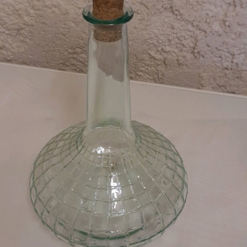 Carafe used, old for wine