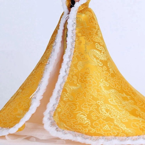 Royal Cape Gold doll cape new for 29cm dolls like Barbie