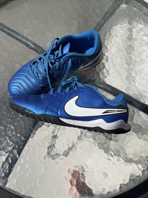 Nike Tiempo Legend 10 Academy TF football shoes, blue, size 38