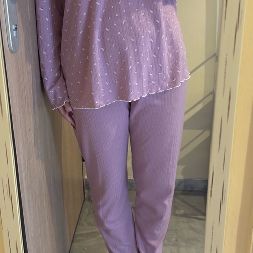 Lilac pajamas like new, pink and purple