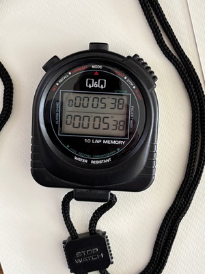Χρονόμετρο Q&Q (10 lap memory stopwatch)