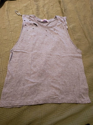 Pink Woman blouse with cutouts like new, gray