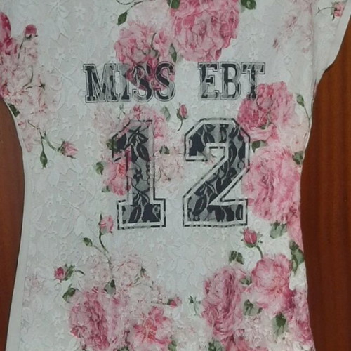 Ebita lace-effect T-shirt like new, white pink, size 152 cm