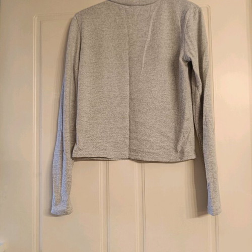 Zara women's turtleneck shirt gray like new, crop, soft