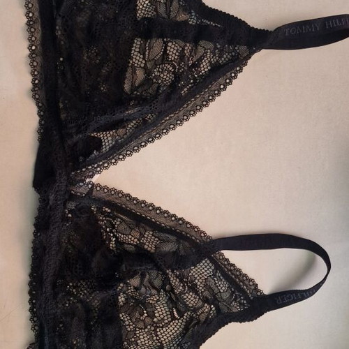 Tommy Hilfiger black lace bra 3XL like new
