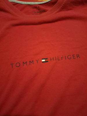 Tommy Hilfiger Long Sleeve T-shirt Medium Red 100% Cotton Like New