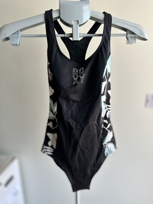 Roxy Jumpsuit One-Piece Swimsuit like new, black multicolor, XS