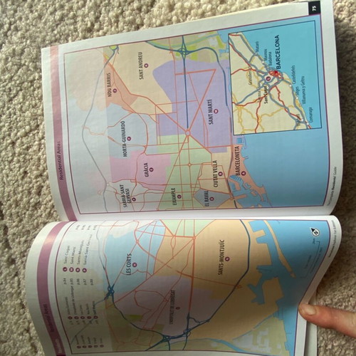 Barcelona The Complete Residents’ Guide book like new