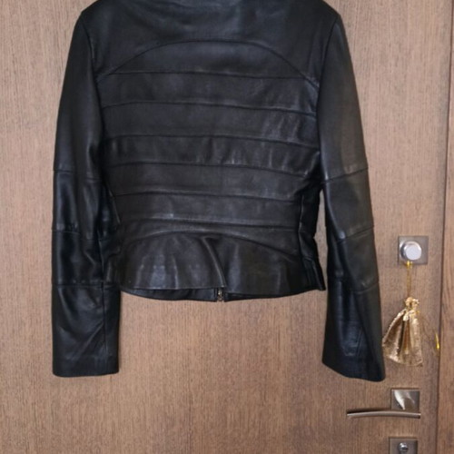 Leather jacket black, size small, like new