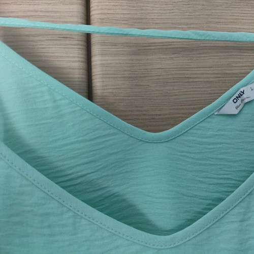 Only lingerie top new, mint color with back design, size L