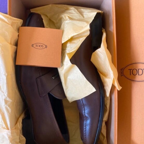 Tod’s Benson moccasins like new, brown leather, size 44