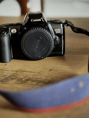 Canon EOS 500 φωτογραφική μηχανή φιλμ SLR 35mm μεταχειρισμένη