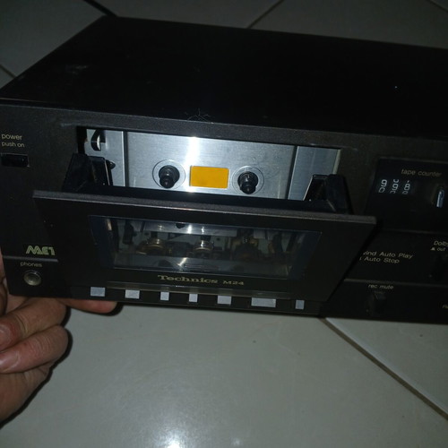 Technics M24 metal cassette deck