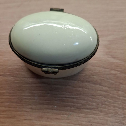 Vintage jewelry box like new