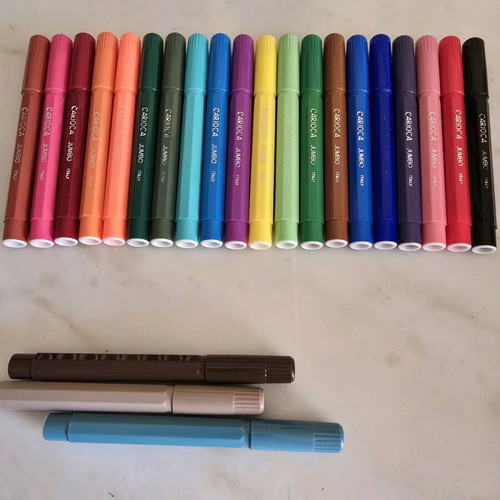 Carioca jumbo markers with maxi nib like new, 21 pieces