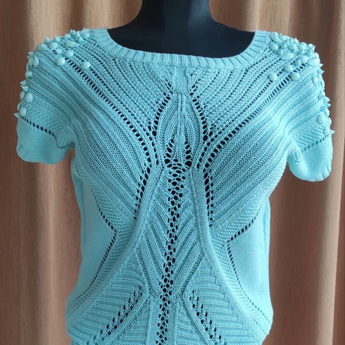 Knitted blouse turquoise like new with decorative stones size M