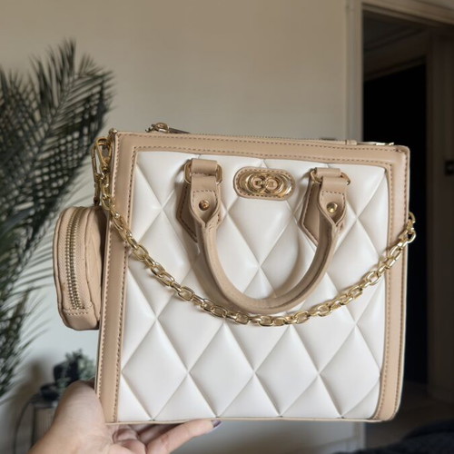 Aldo quilted handheld and shoulder bag like new, nude beige with gold details