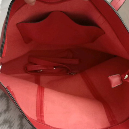 Red women's shoulder bag like new