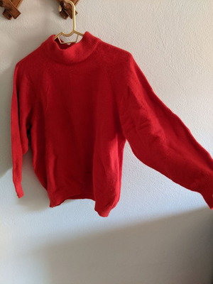 Pullover sweater red, size M-L, like new