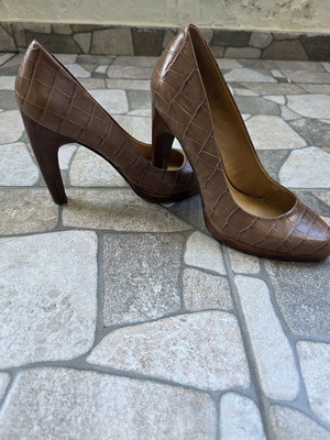 Nine West brown women's shoes like new, size 39