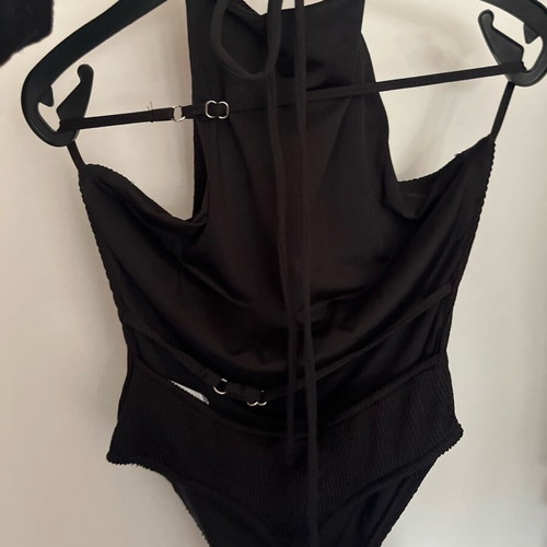 Bershka black bodysuit with open back like new, size XS