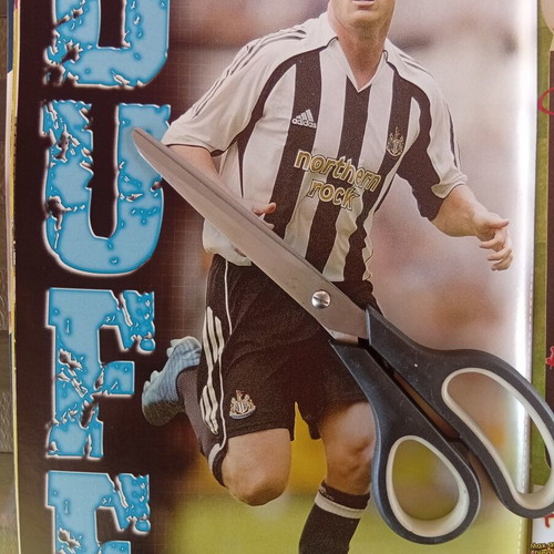Match Football Magazine issue 8-14/8/2006 like new with Arsenal poster
