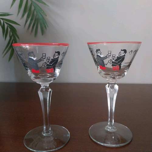 Jolley Pickwick Dickens Christmas 1948, 2 Libbey stemmed cocktail 3.5oz glasses like new