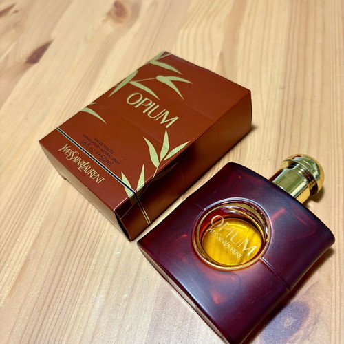 Yves Saint Laurent Opium Eau de Toilette 50ml like new