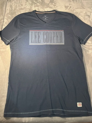 Lee Cooper blue t-shirt size L like new, slim fit, v-neck