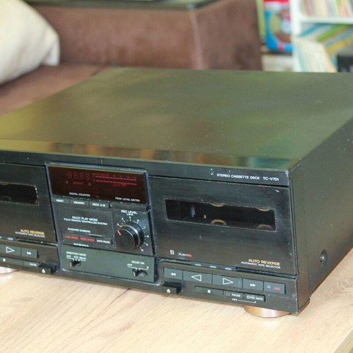 Sony TC-V701 cassette deck