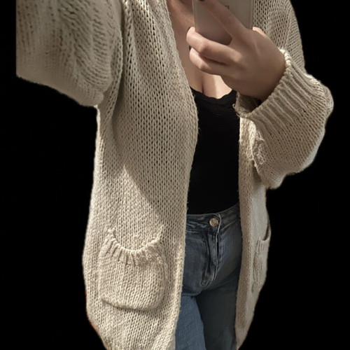 Luigi knitted cardigan like new, with pockets, white