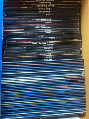 Travel booklets like new, over 70, Lonely Planet series