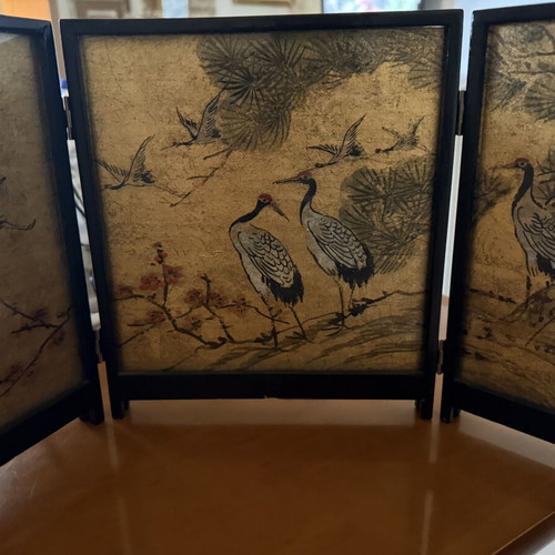 Chinese decorative tabletop screen like new, 1985