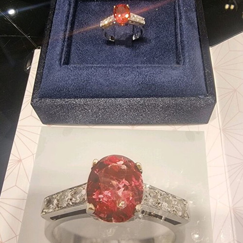 White gold K18 ring with tourmaline, diamonds and rubellite, new certified