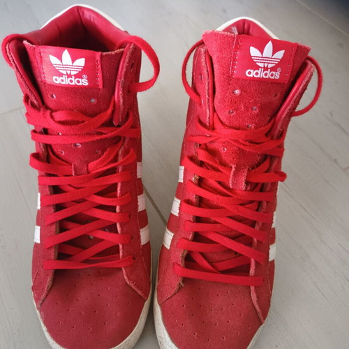 Adidas Originals boots used, red, size 40