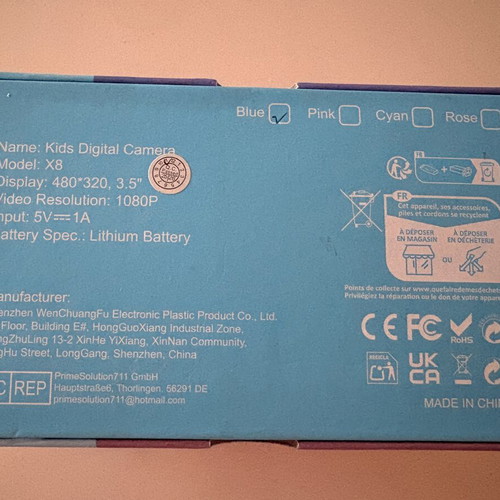 Kids digital camera 12MP with micro SD card
