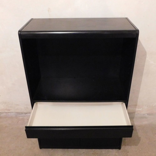Wooden living room furniture like new with cabinet and drawer