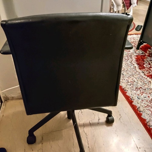 Leather office chair like new