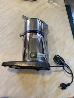 Professional juicer used, heavy-duty, Italian