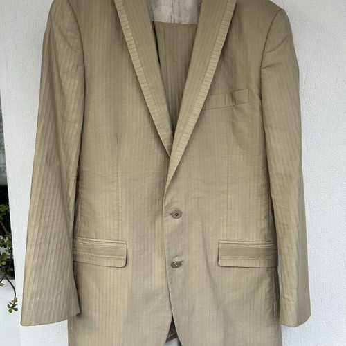 Beige Giakarelli Men's Suit Size 44 Like New