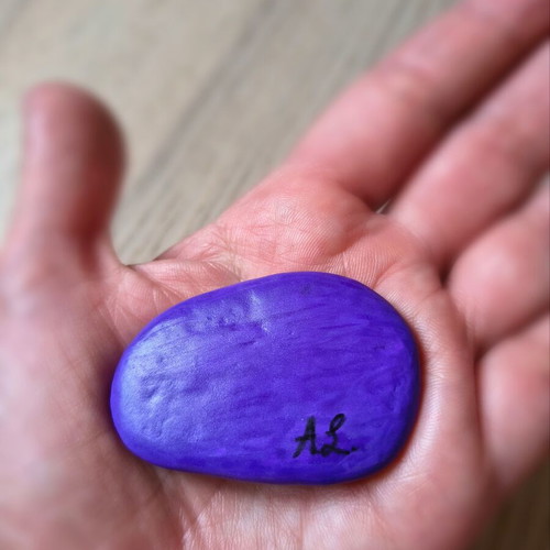 Handpainted decorative painted pebble magnet, new