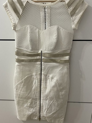 White dress size S like new