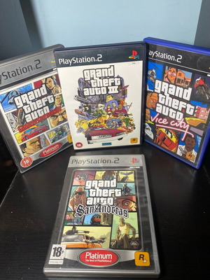 Πακέτο GTA μεταχειρισμένο για PlayStation 2