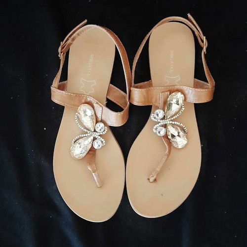 Migato leather sandals used with decorative butterfly and stones size 40 beige