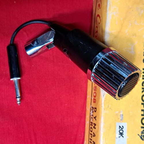 Carol dynamic microphone used